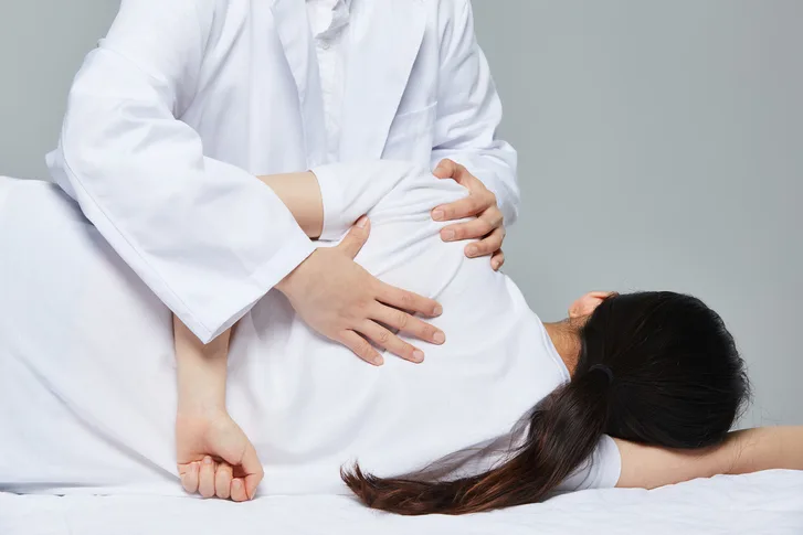 아픈 곳을 직접 보고 치료하는 대구 신천동 한의원 추측이 아닌 확인의 차이